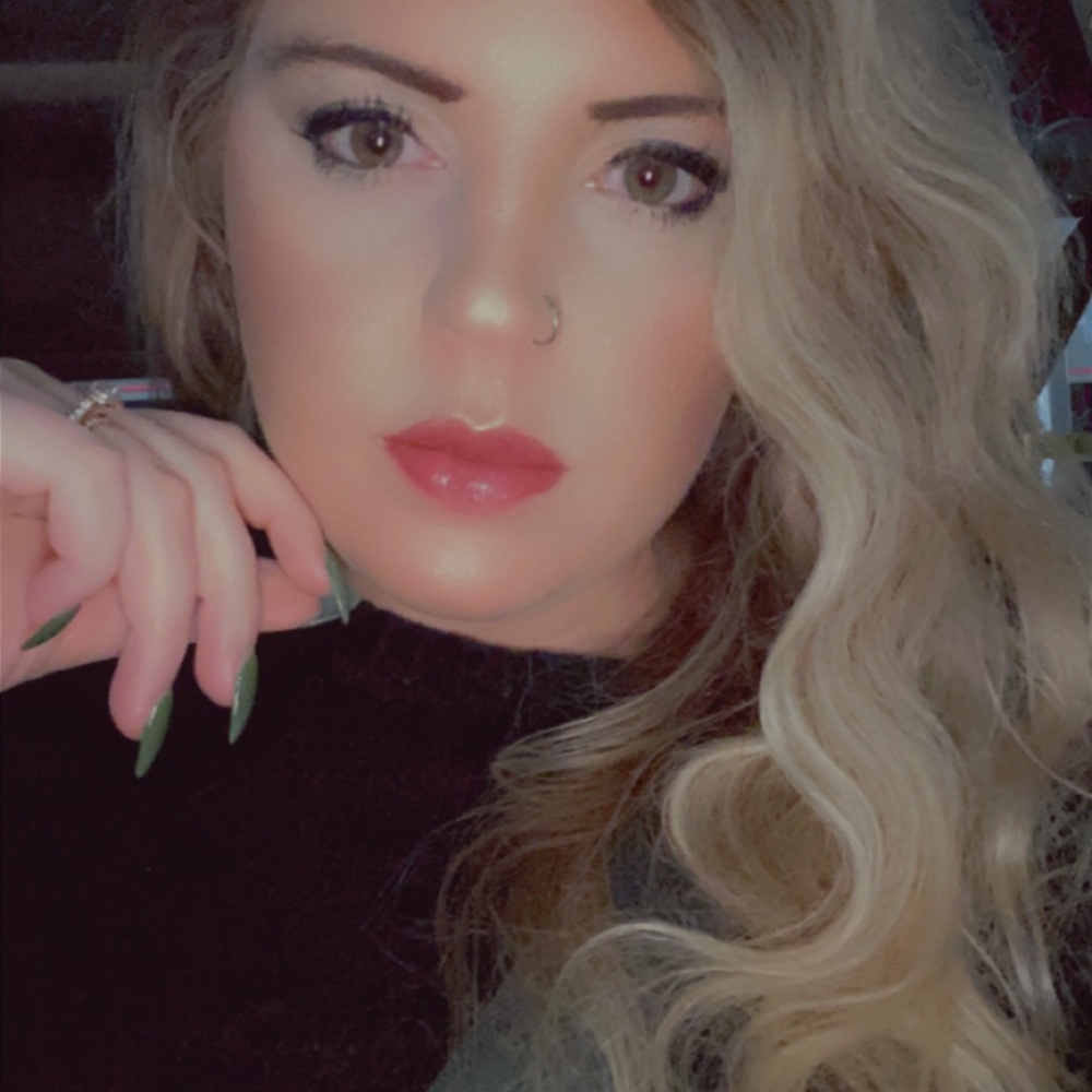 Meet your Posher, Megan